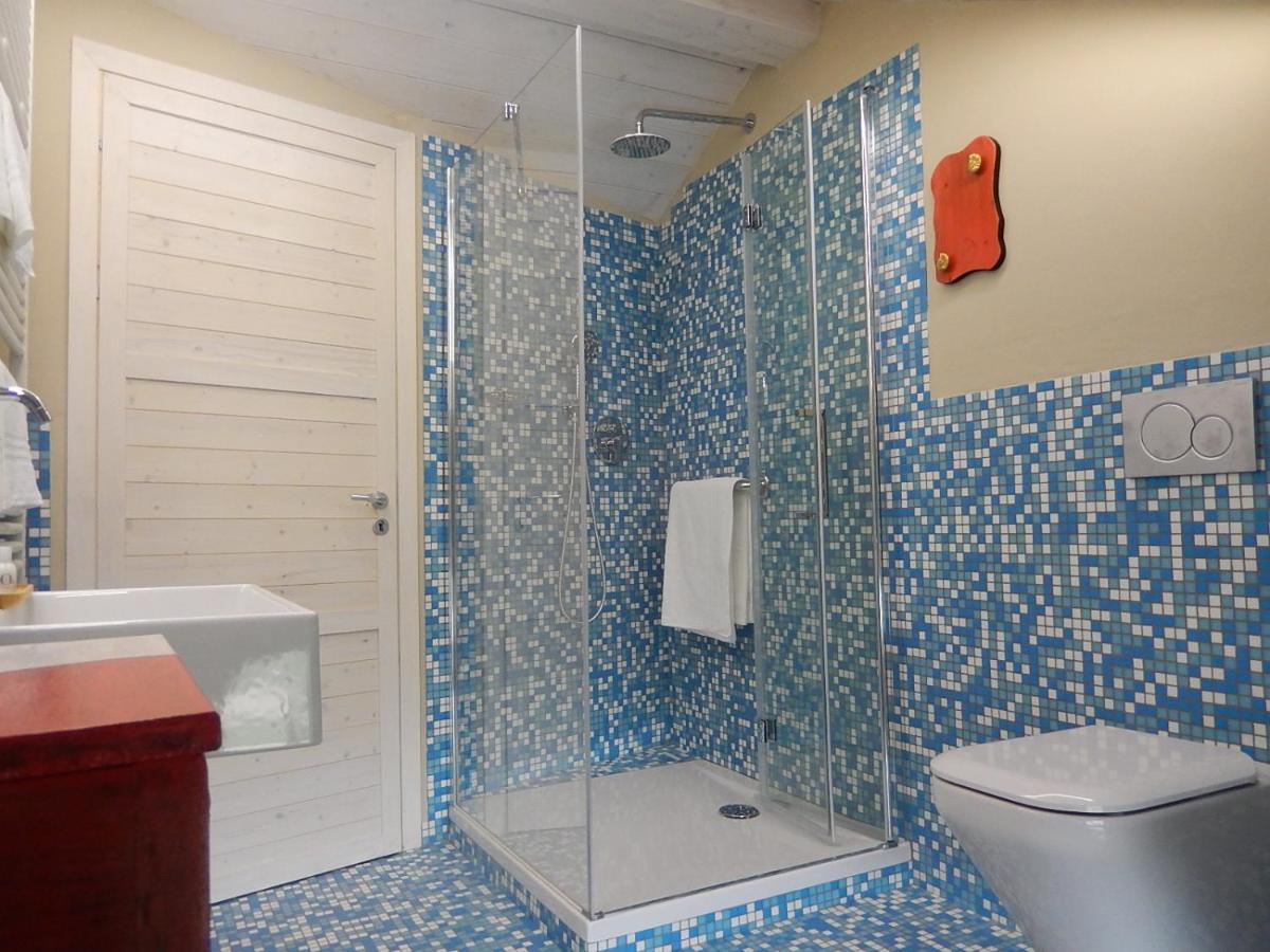 B&B Bionzo16 Calosso Luaran gambar